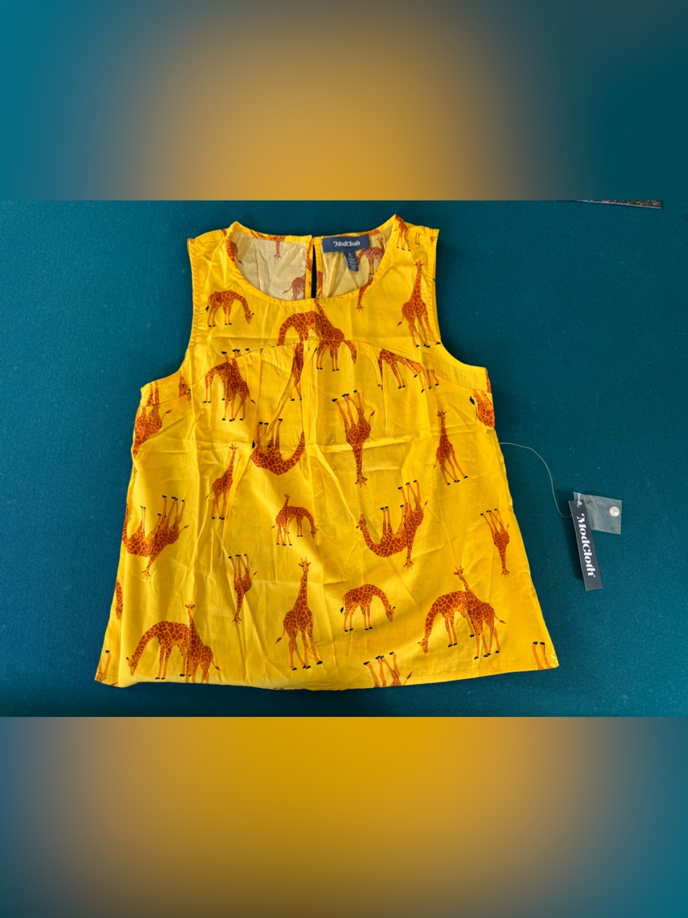 ModCloth Giraffe Print Yellow Sleeveless Blouse Size Small NWT